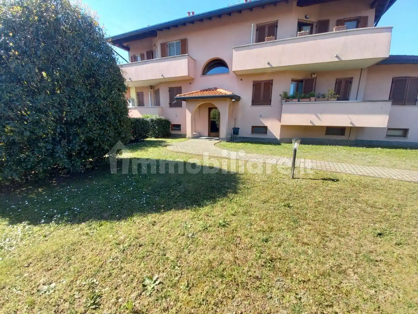 Appartamento in vendita a Cairate