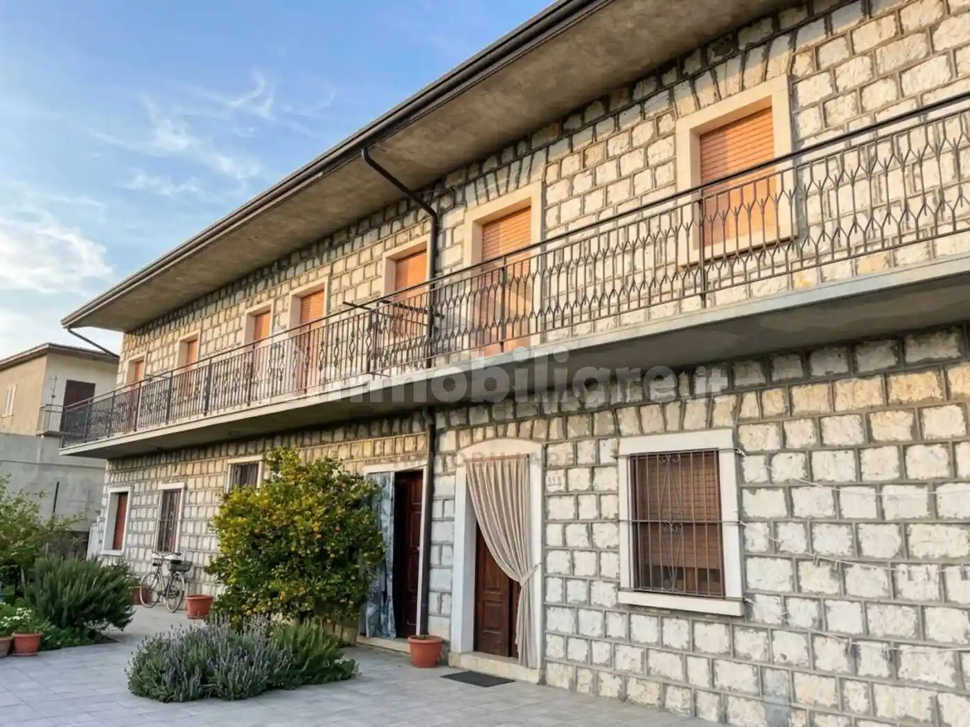 Villa in vendita a Cusano Mutri