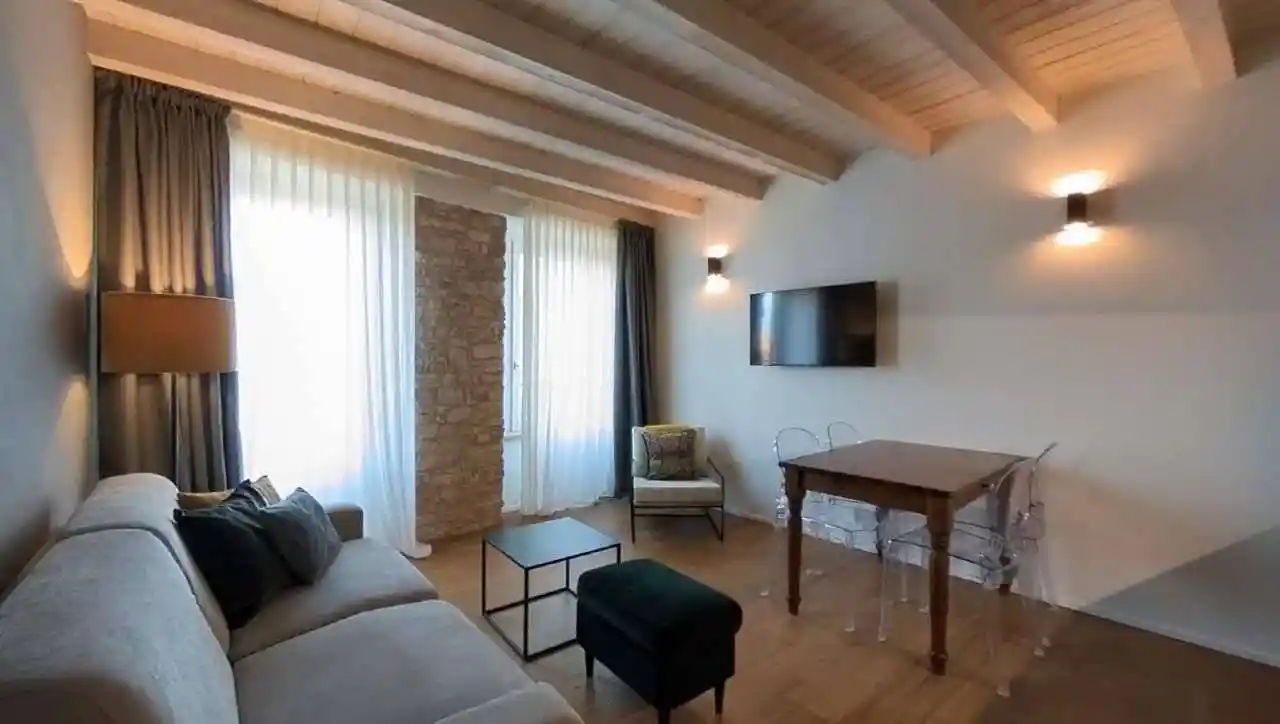 Appartamento in vendita a Tignale