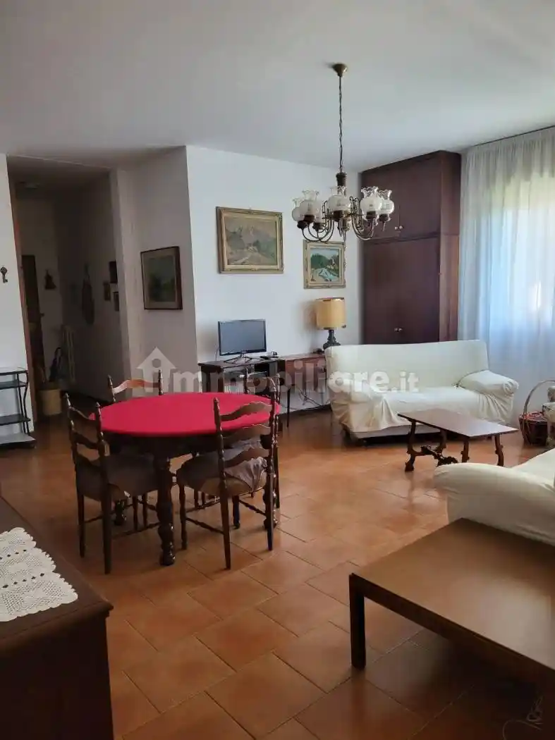 Appartamento in affitto a Rho