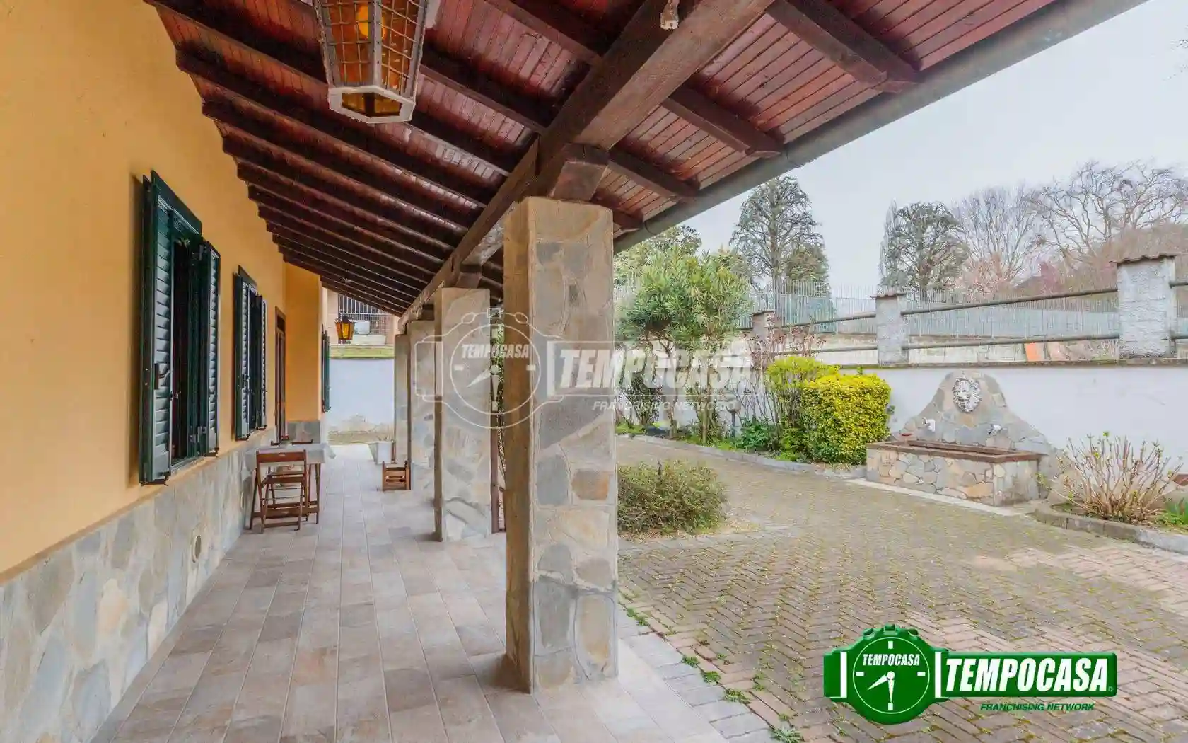 Villa - foto 2