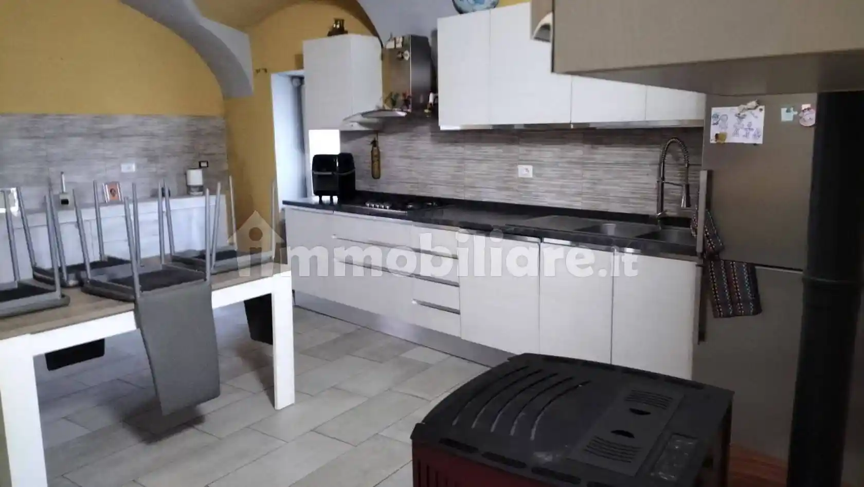Casa indipendente in vendita a Magliano Alpi