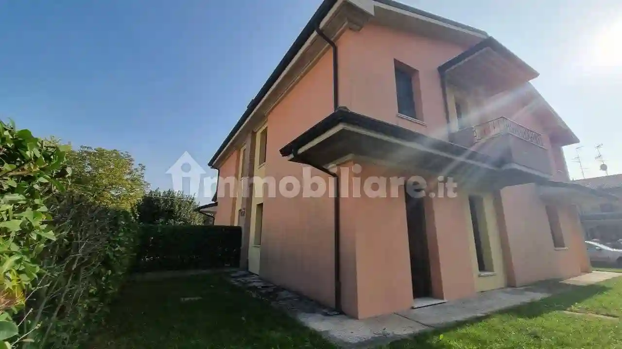 Villetta a schiera - foto 2
