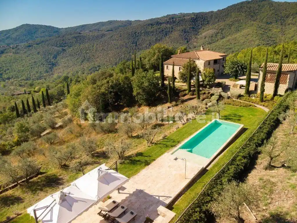 Rustico - Casale in vendita a Bucine