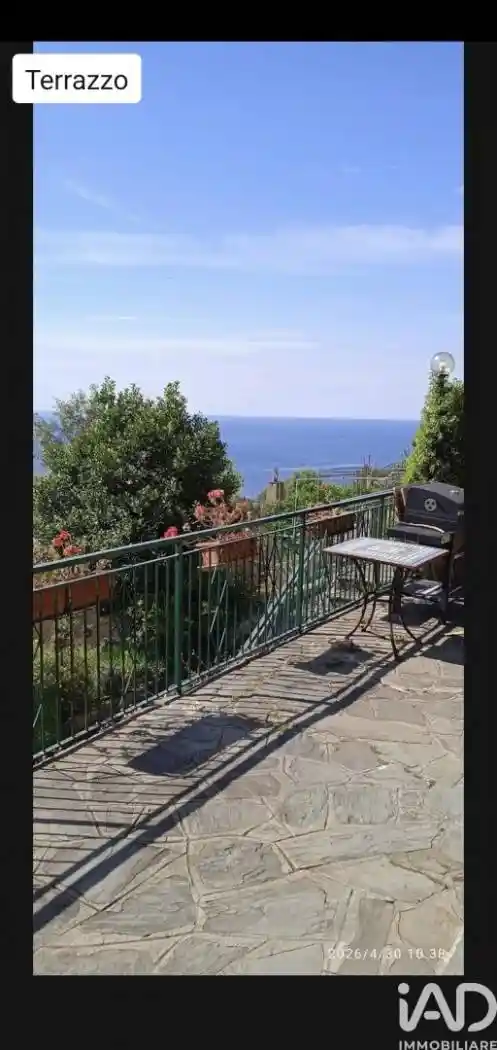 Appartamento in vendita a Sori