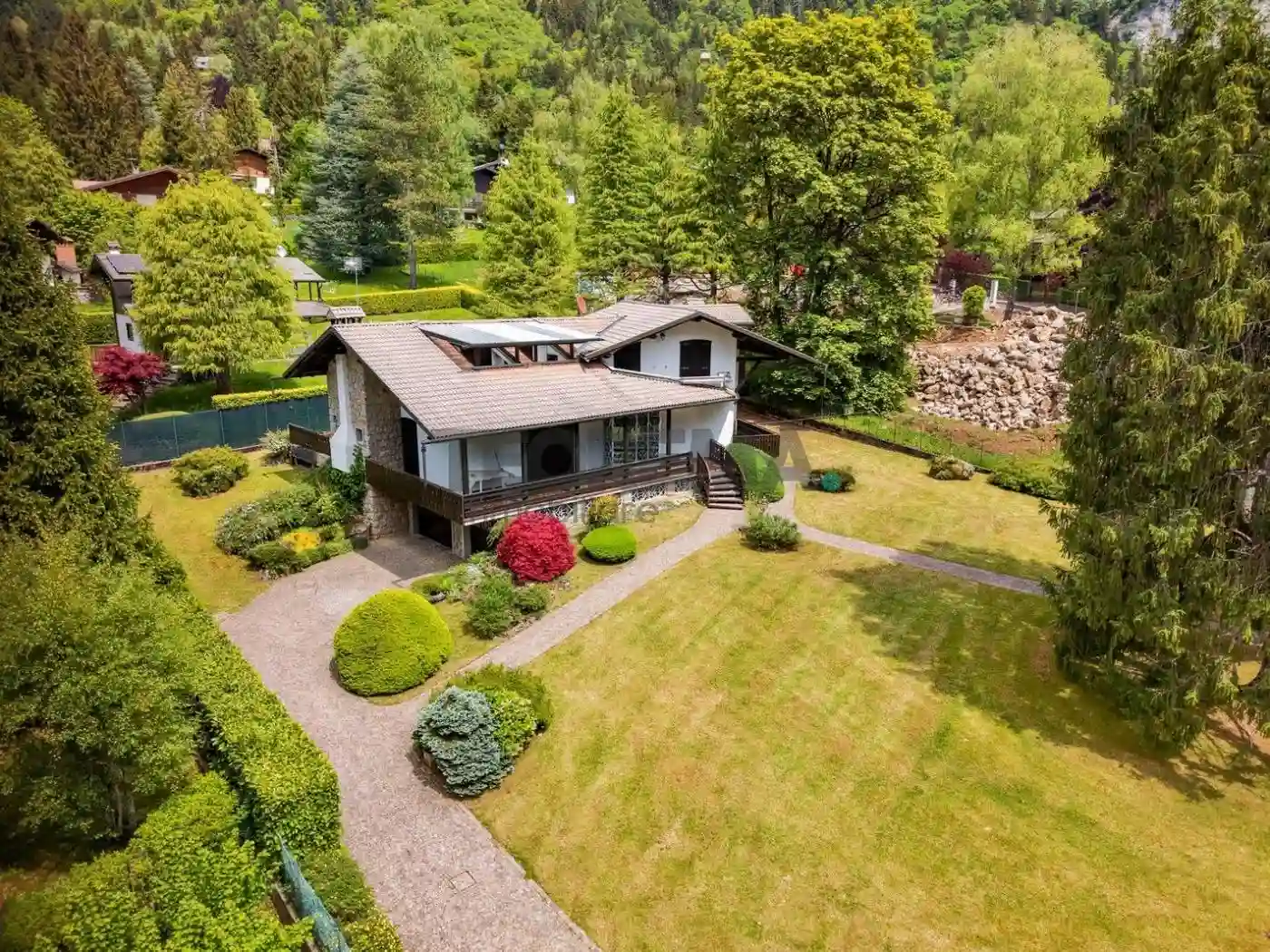 Villa - foto 2