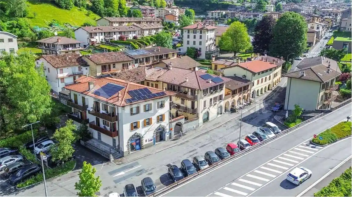 Palazzo - Edificio in vendita a Clusone