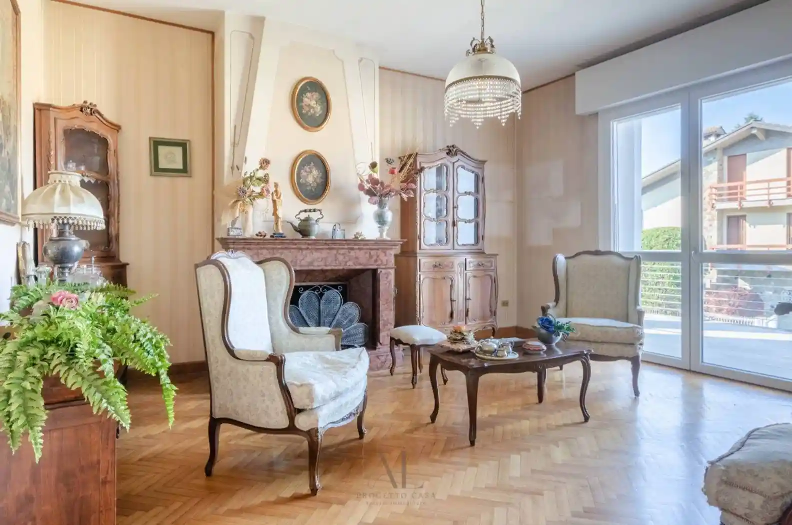 Villa in vendita a Montecchio Emilia