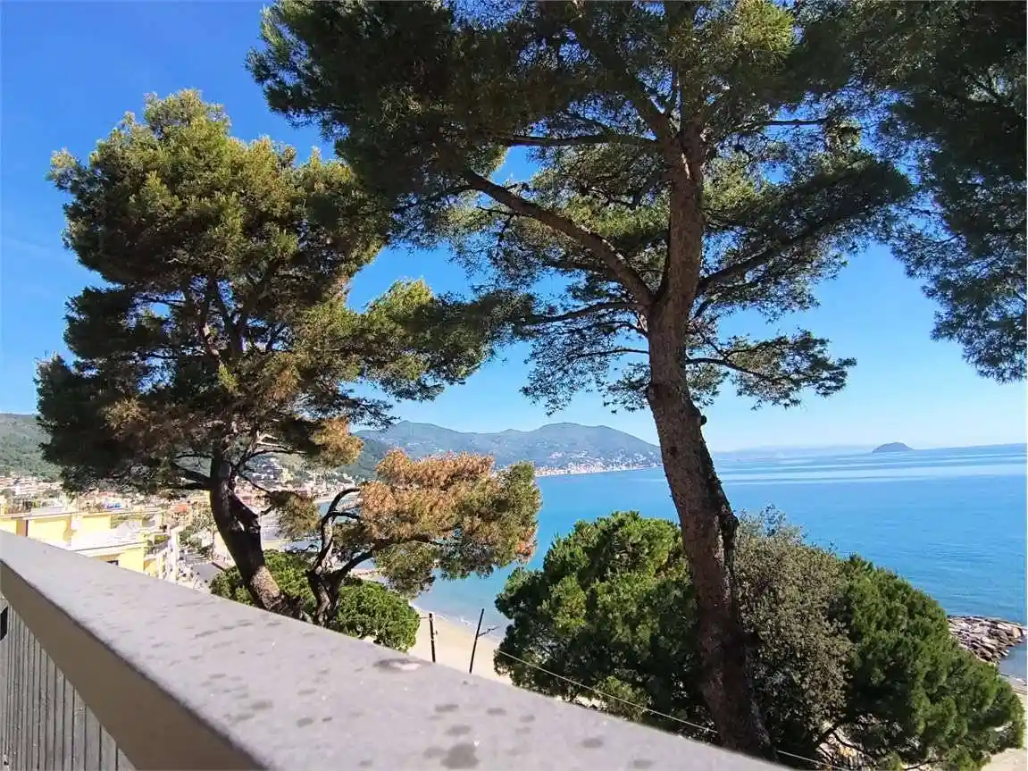 Appartamento in affitto a Laigueglia