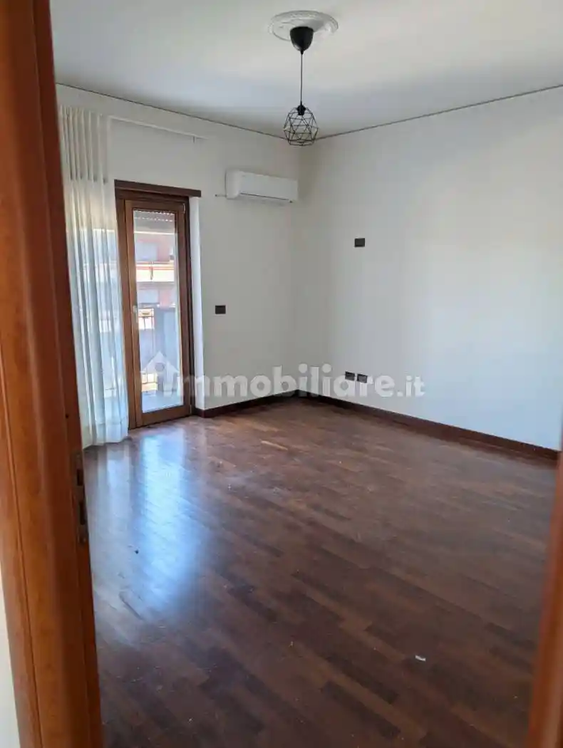 Appartamento in vendita a Leonforte