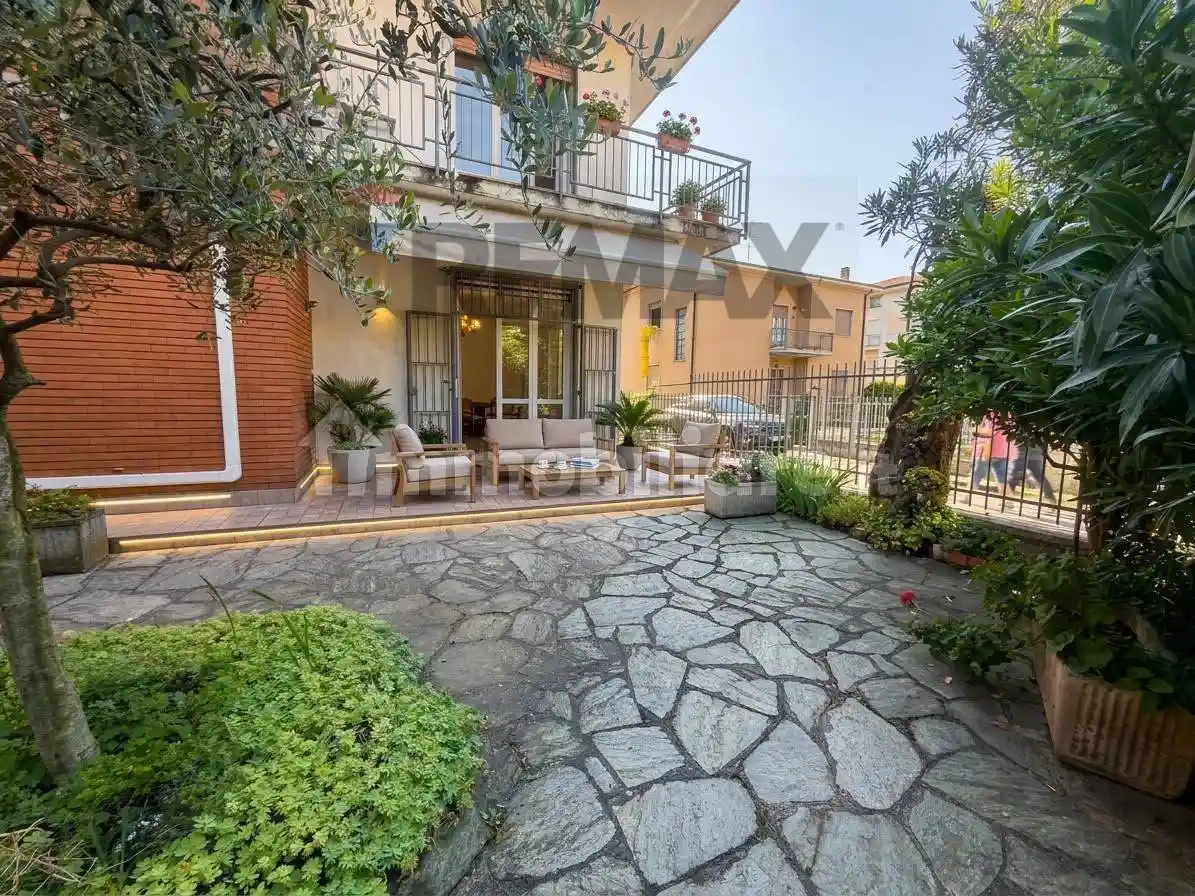 Appartamento in vendita a Casatenovo
