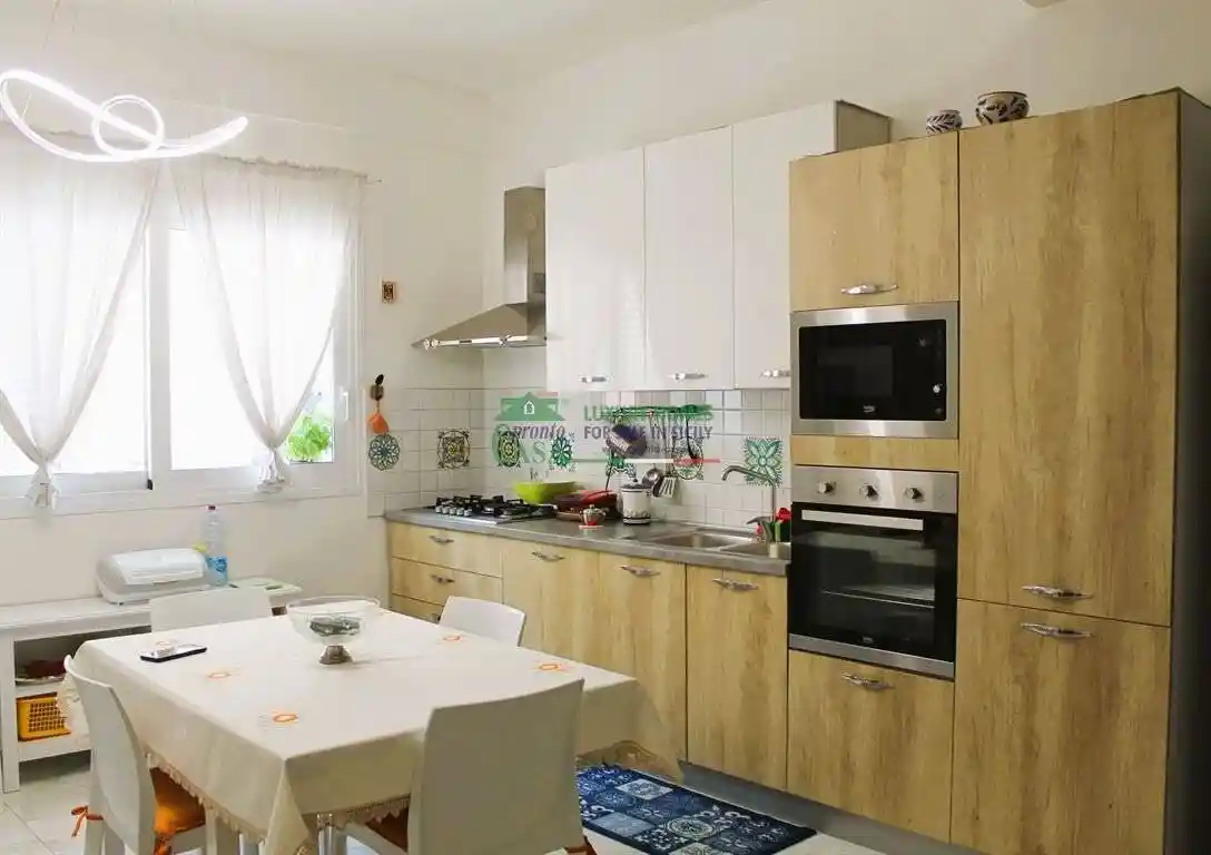 Casa indipendente in affitto a Pozzallo