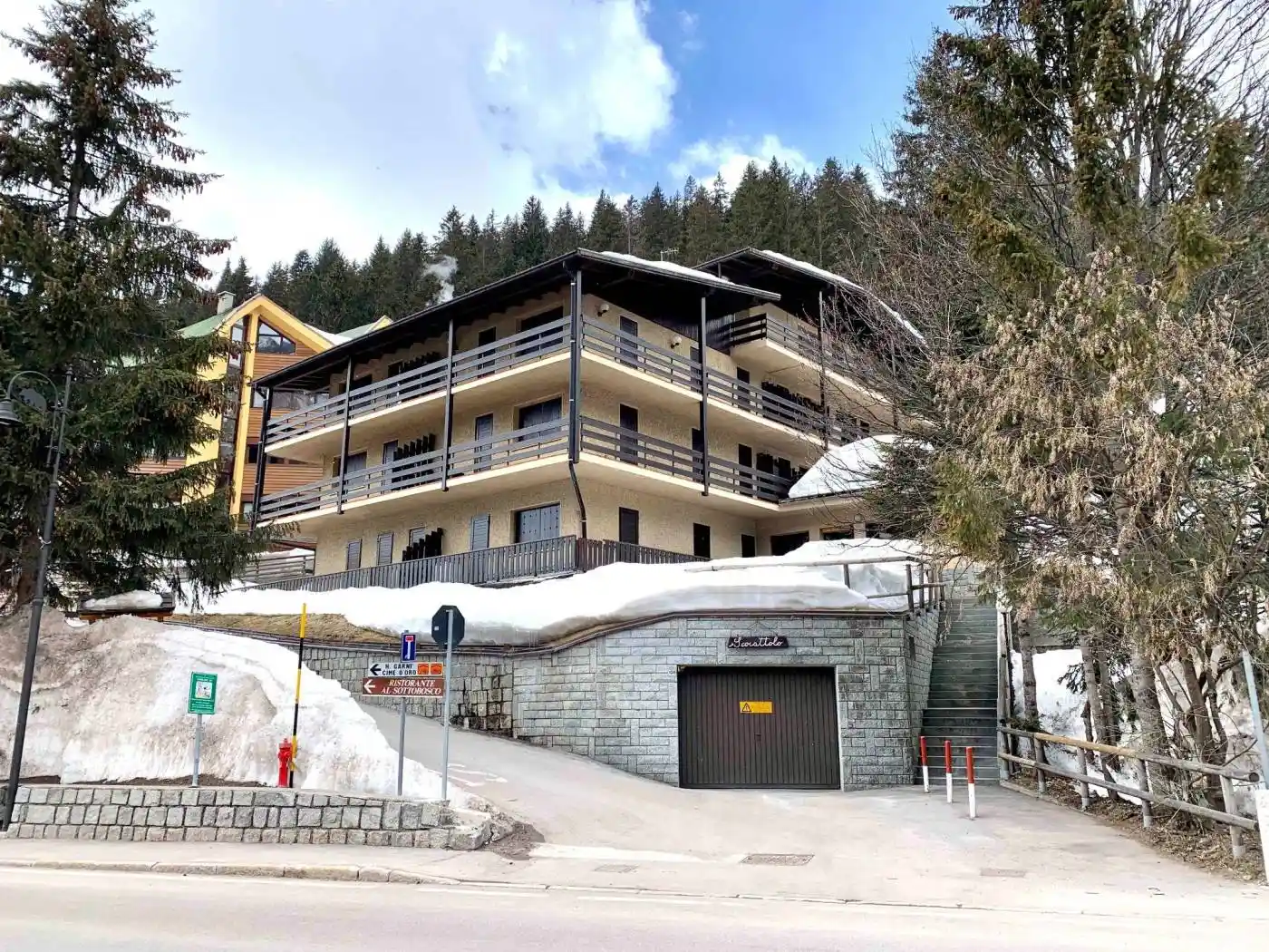 Appartamento in vendita a Pinzolo