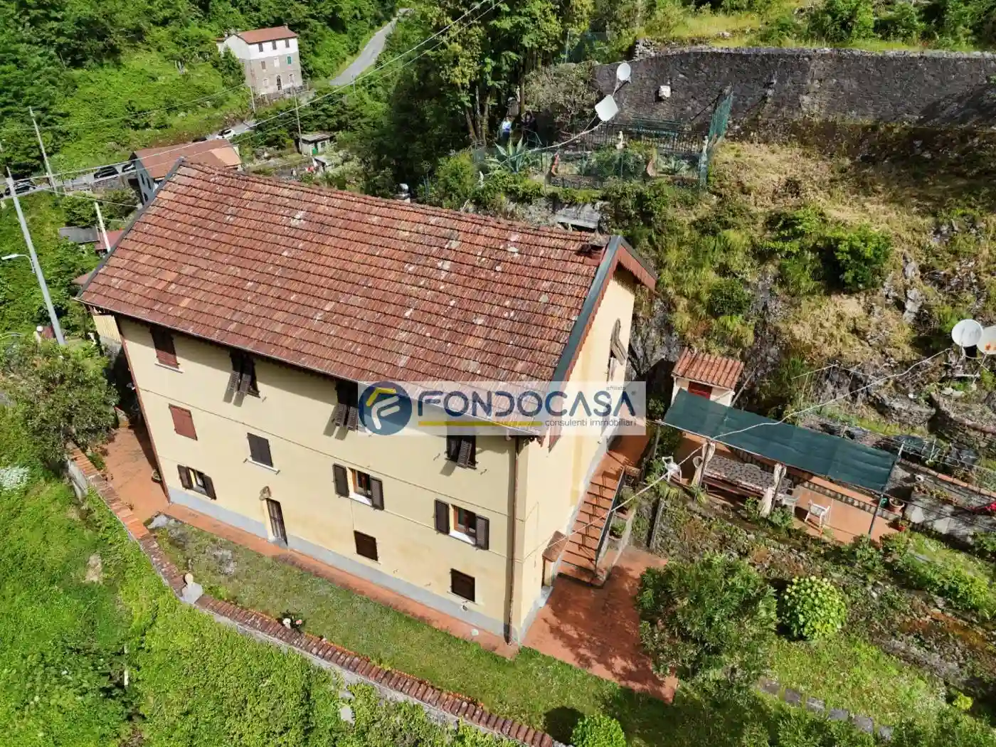 Villa - foto 2