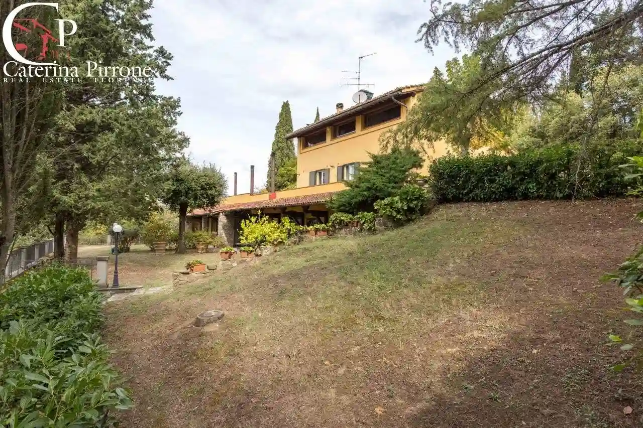 Villa - foto 2