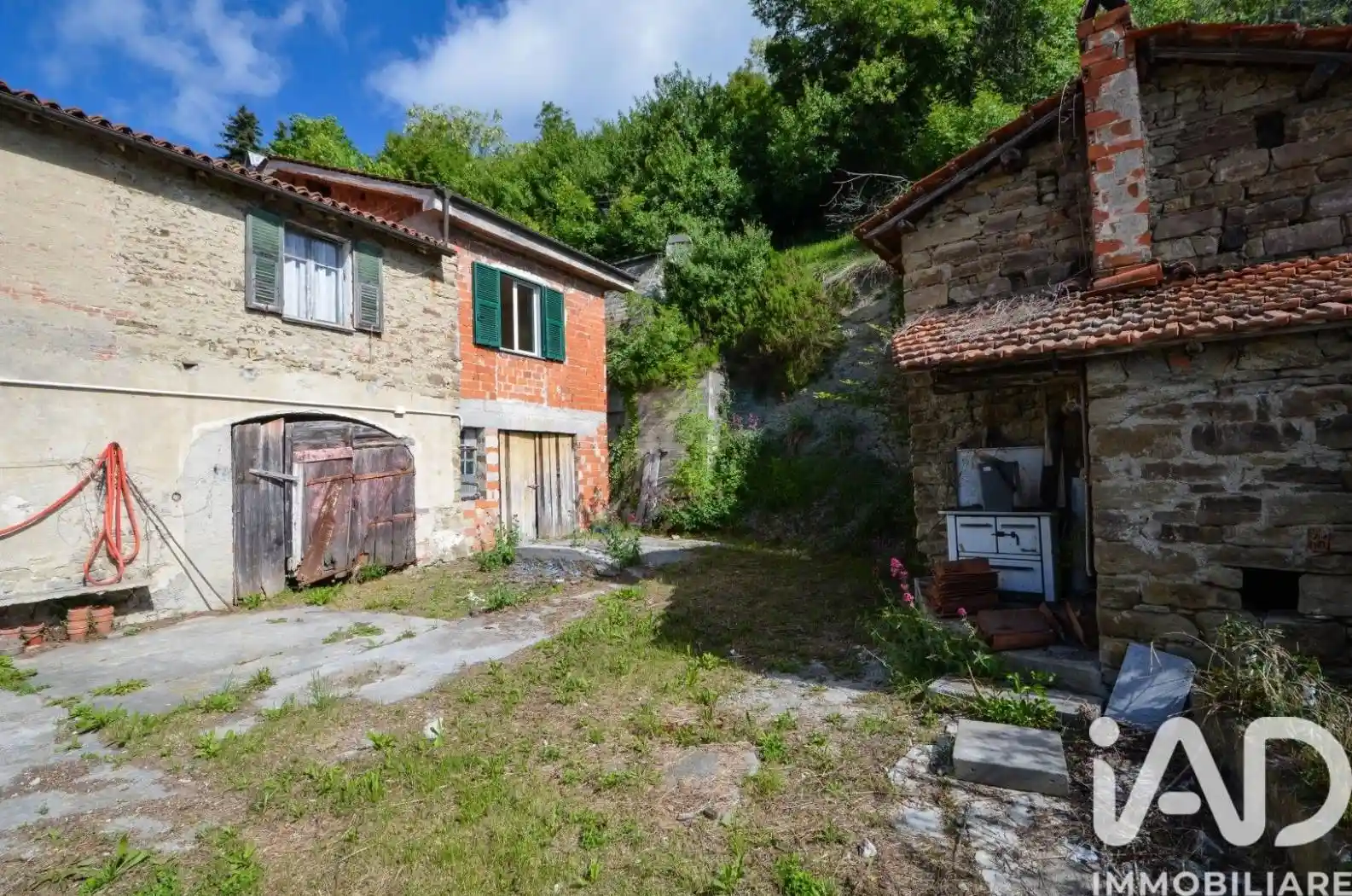 Casa indipendente in vendita a Cairo Montenotte