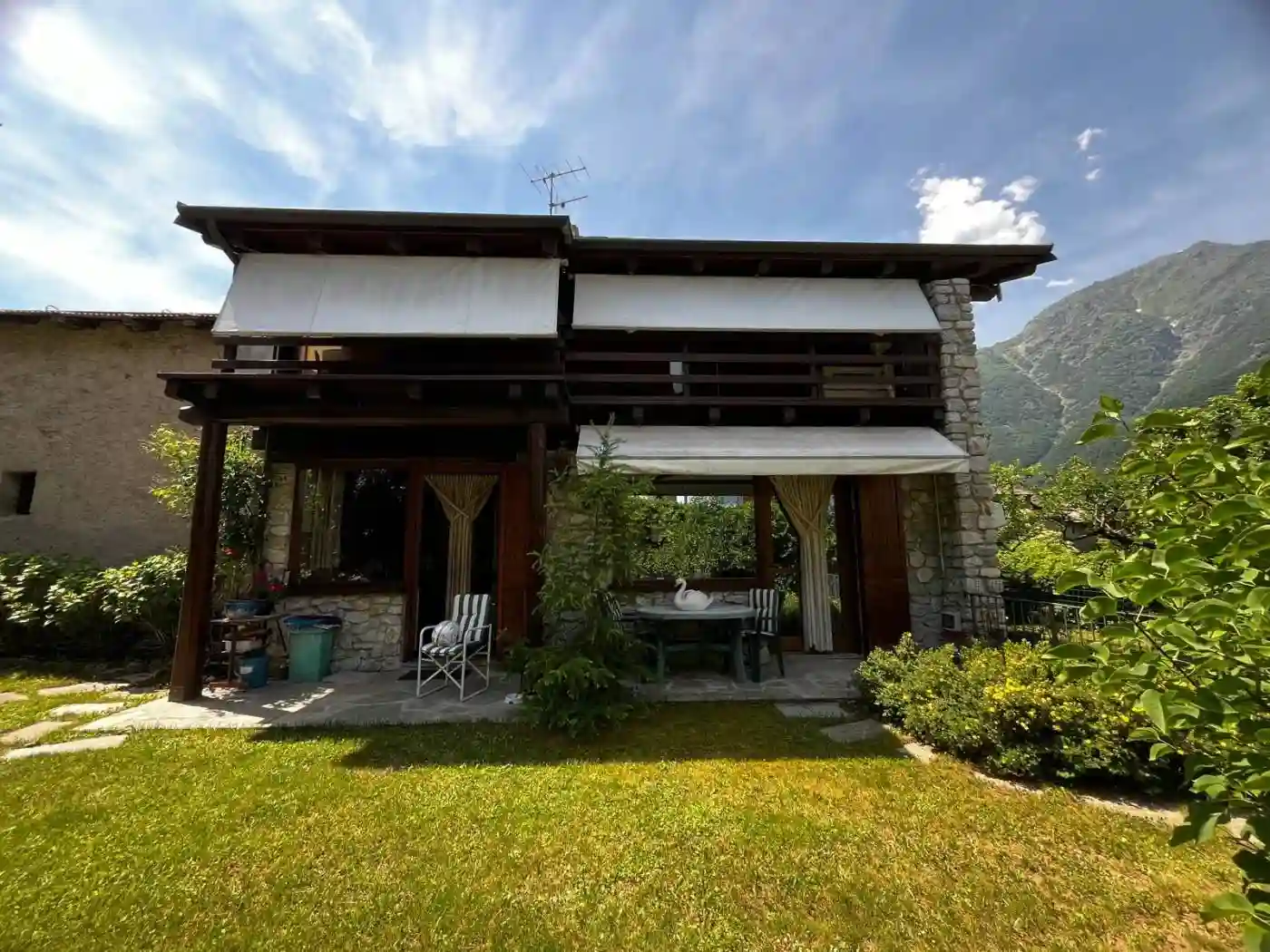 Villa - foto 2