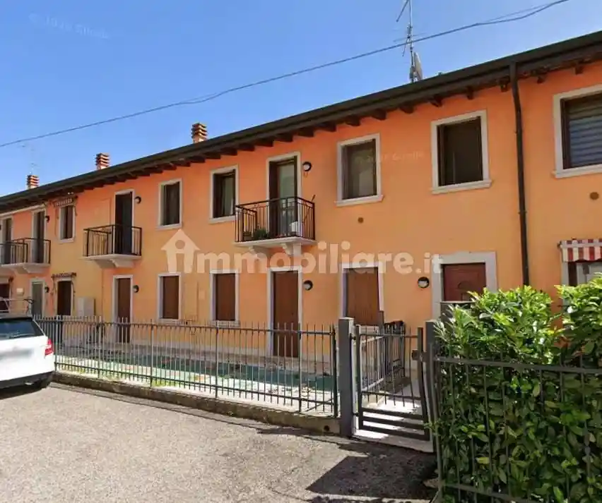 Appartamento in vendita a Villafranca di Verona