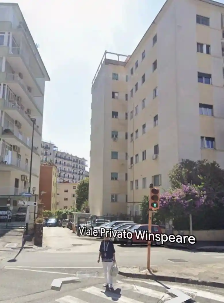 Appartamento in vendita a Napoli