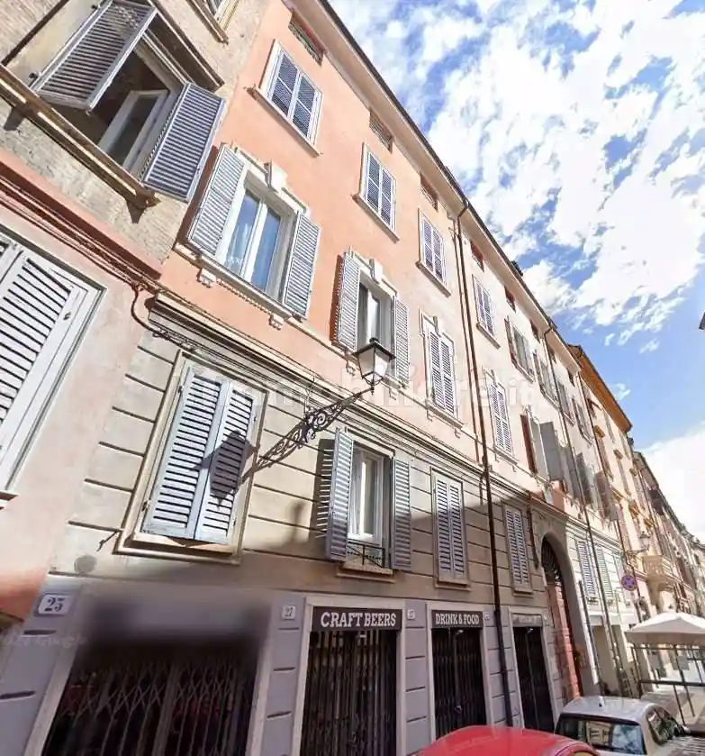 Appartamento in vendita a Modena