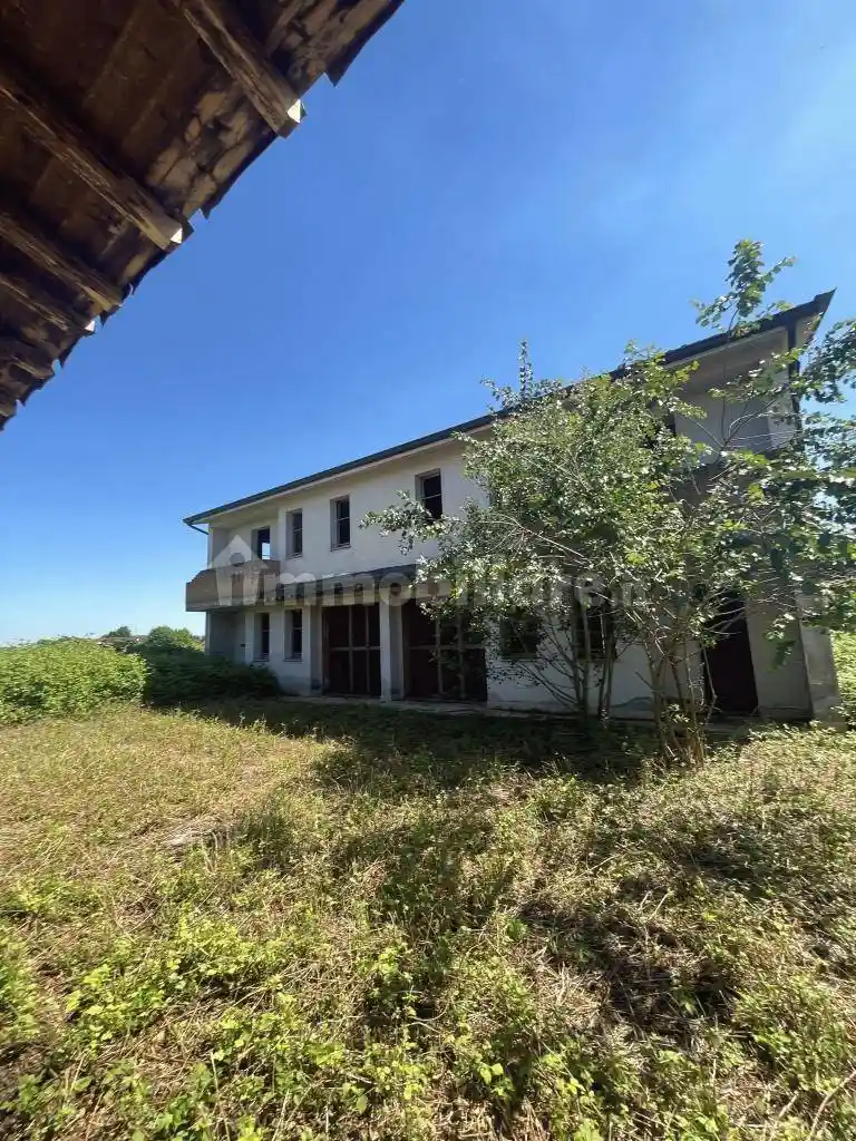 Villa in vendita a San Prospero