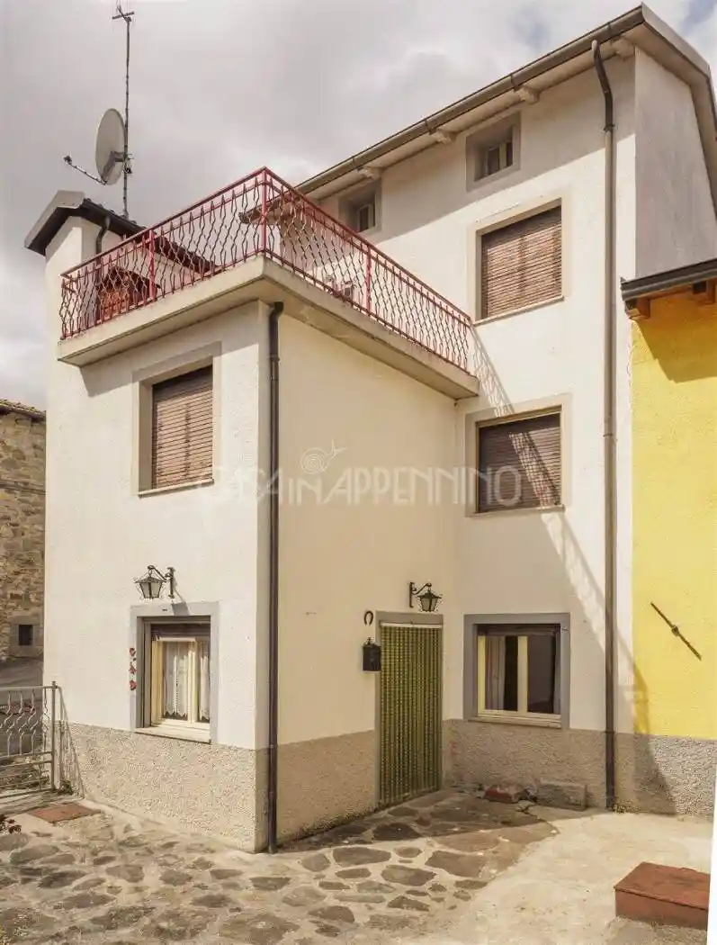 Casa indipendente in vendita a Frassinoro