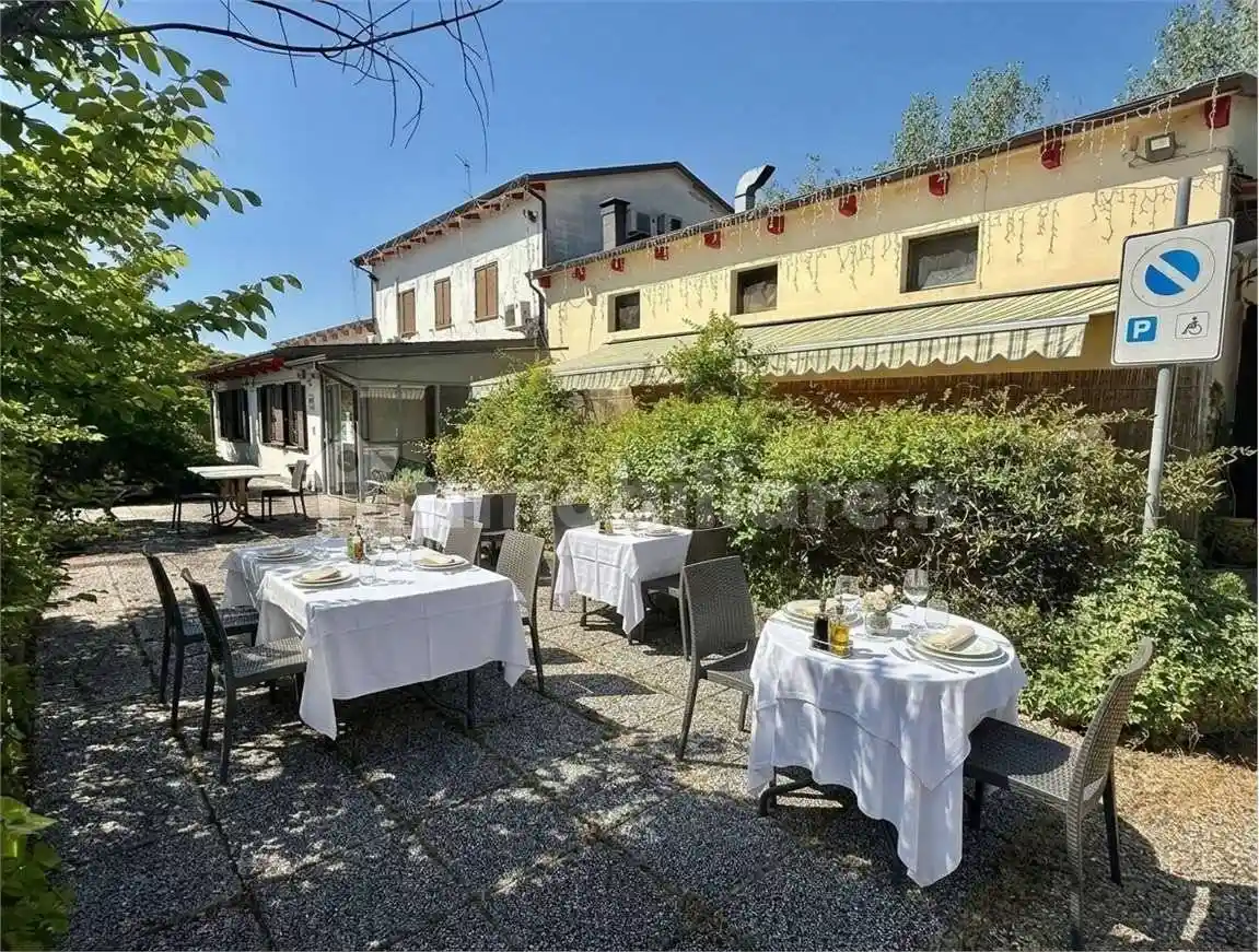 Casa indipendente in vendita a Carpi