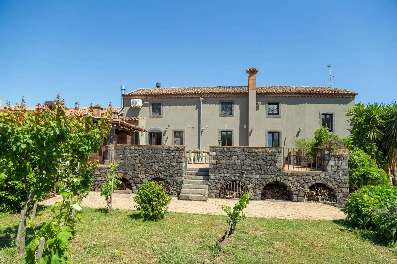 Rustico - Casale in vendita a Piedimonte Etneo