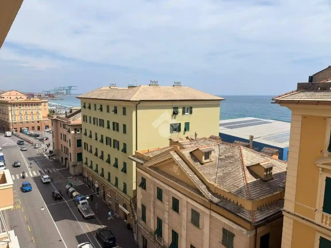 Appartamento in vendita a Genova