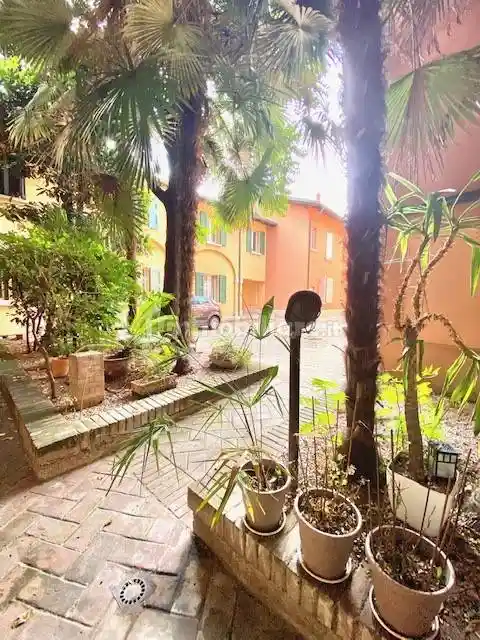 Appartamento in affitto a Bologna