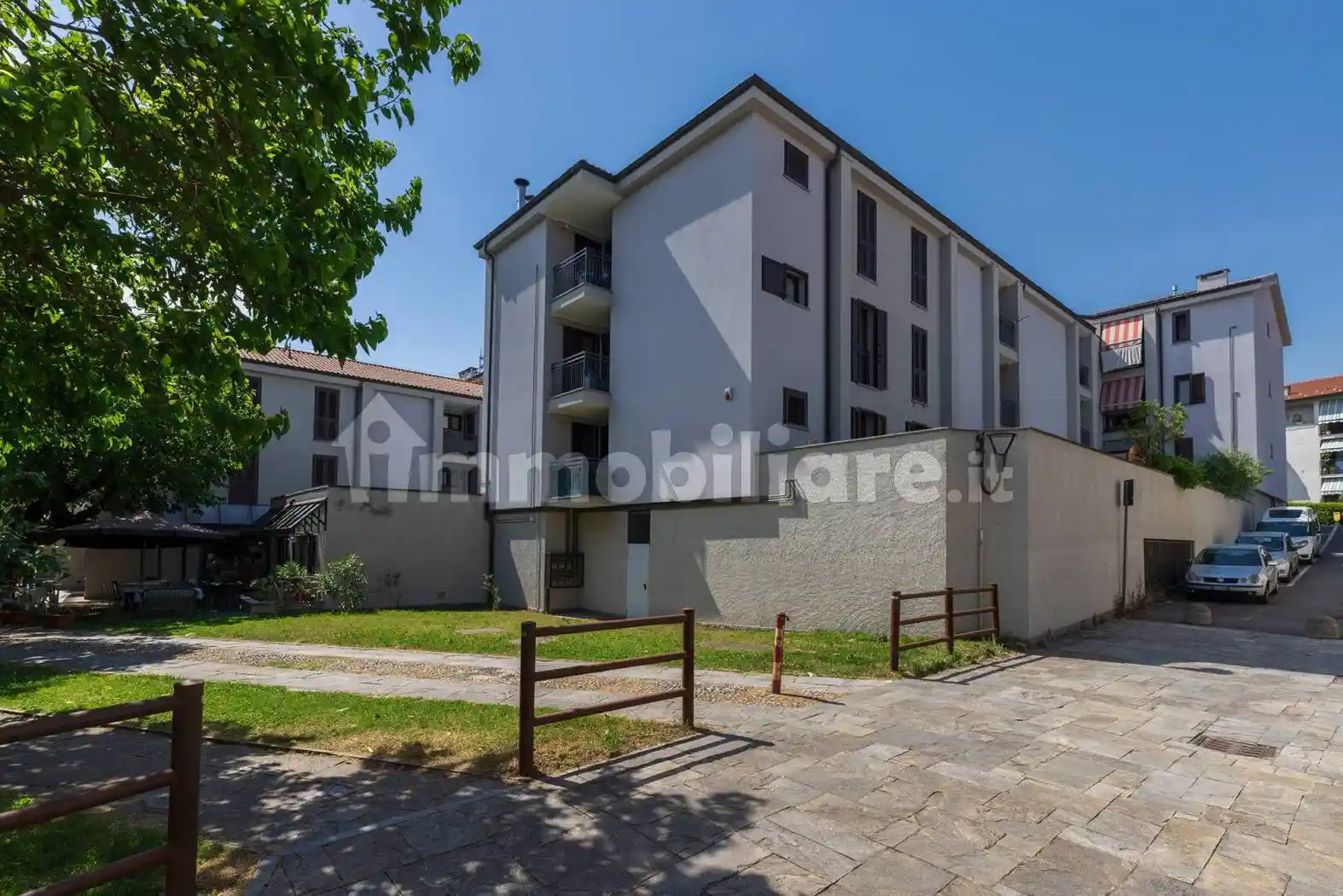 Appartamento in vendita a Venegono Inferiore