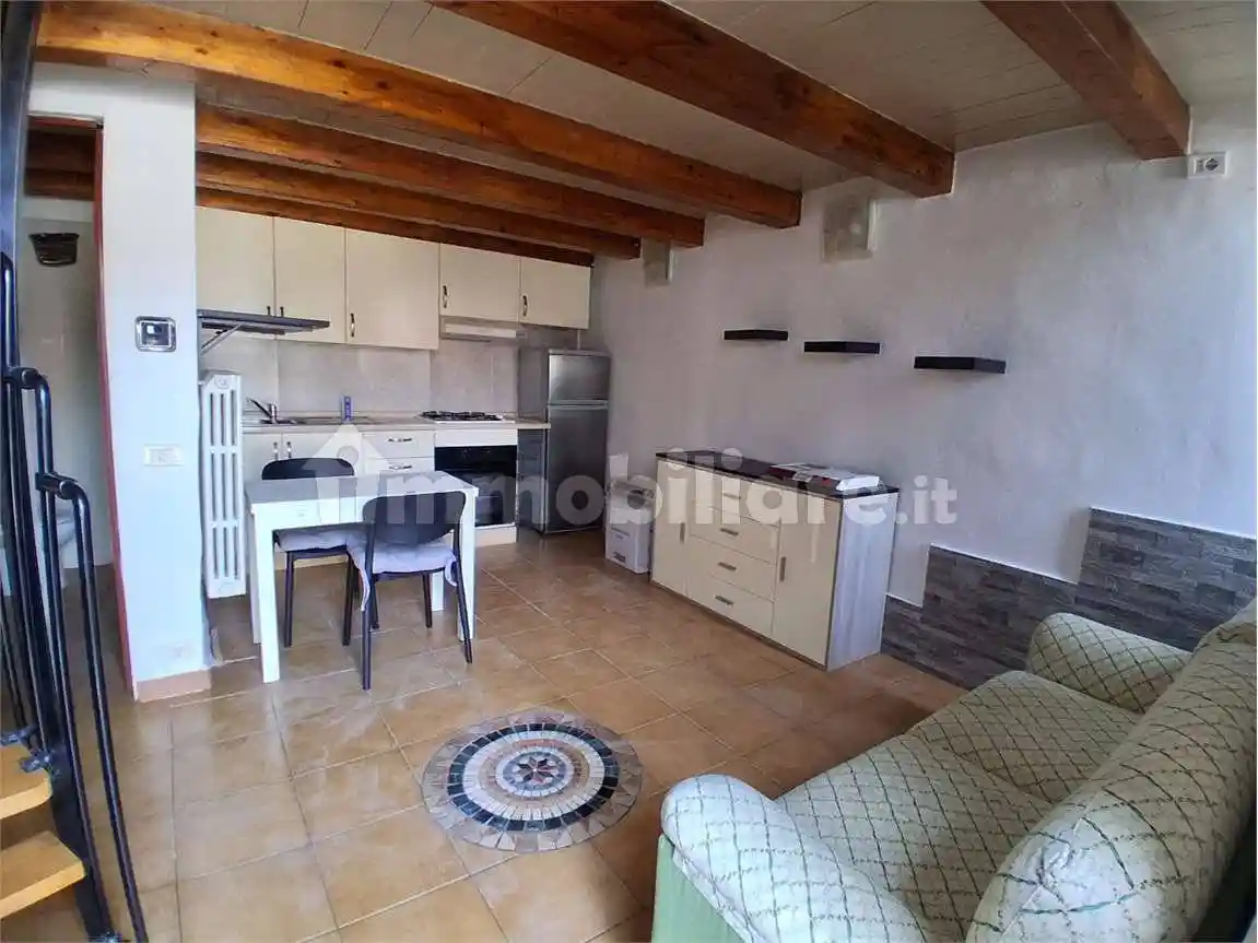 Appartamento in affitto a Limbiate