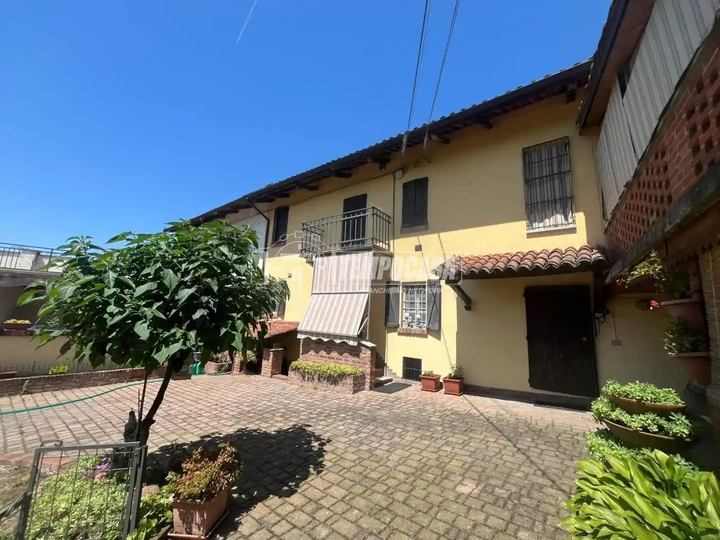 Rustico - Casale in vendita a Calliano