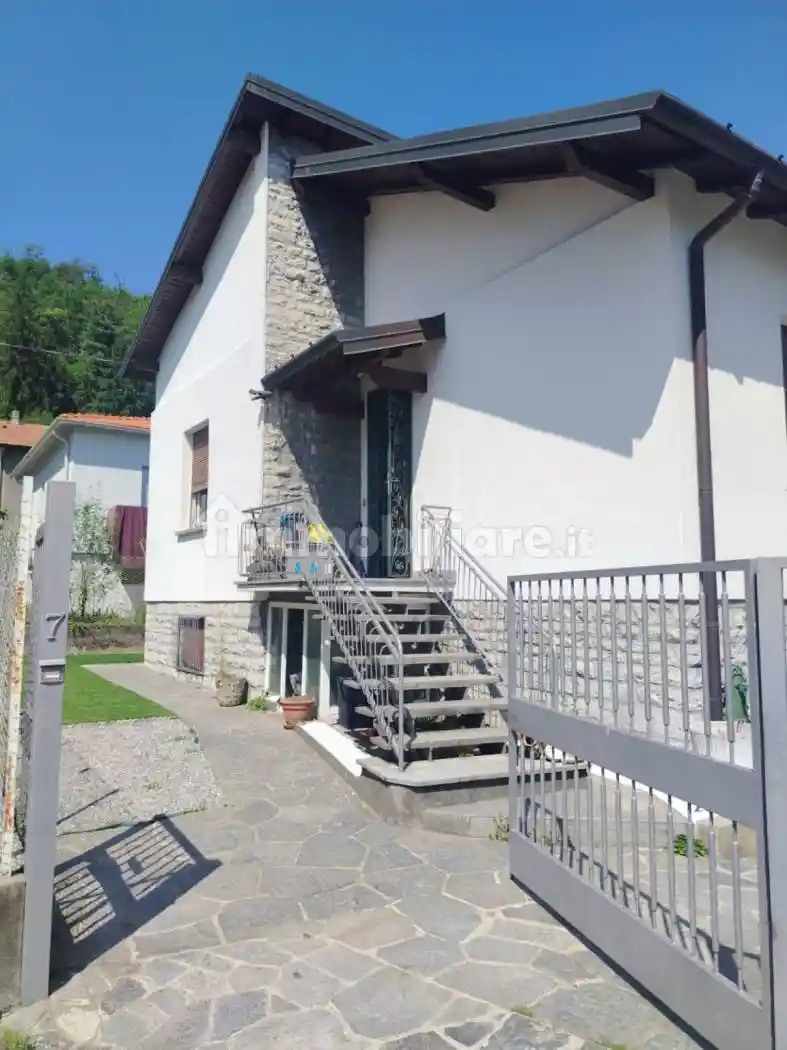 Villa in vendita a Como