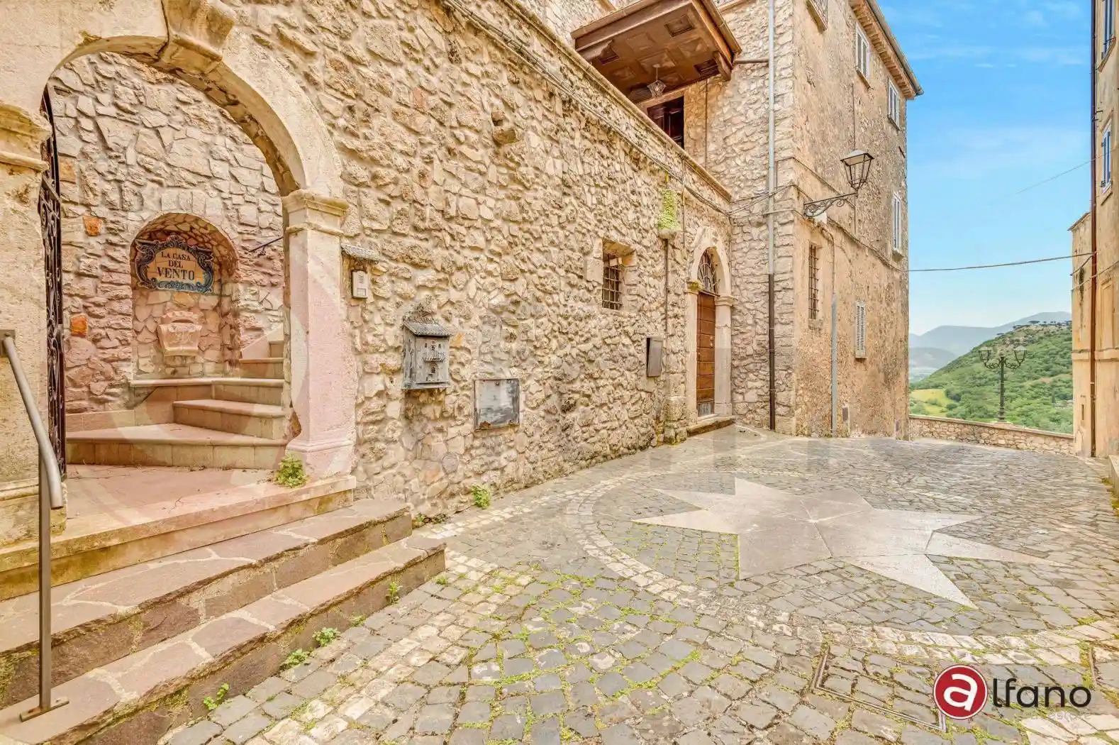 Palazzo - Edificio in vendita a Falvaterra