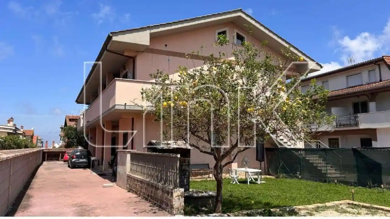 Appartamento in affitto a Pomezia