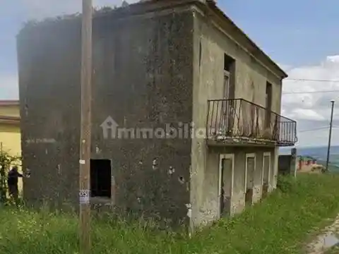 Rustico - Casale in vendita a Chiusano di San Domenico