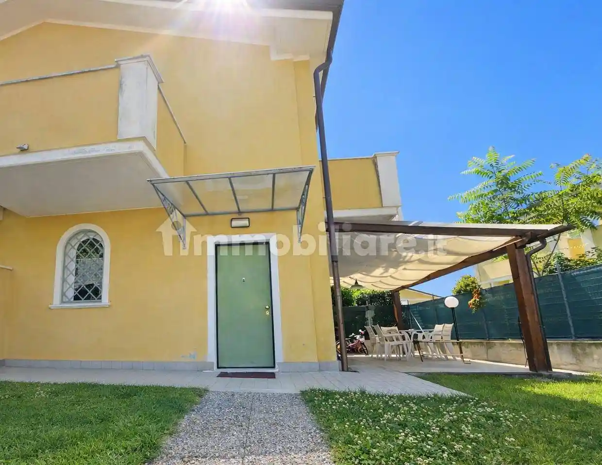 Villetta a schiera in vendita a Massa