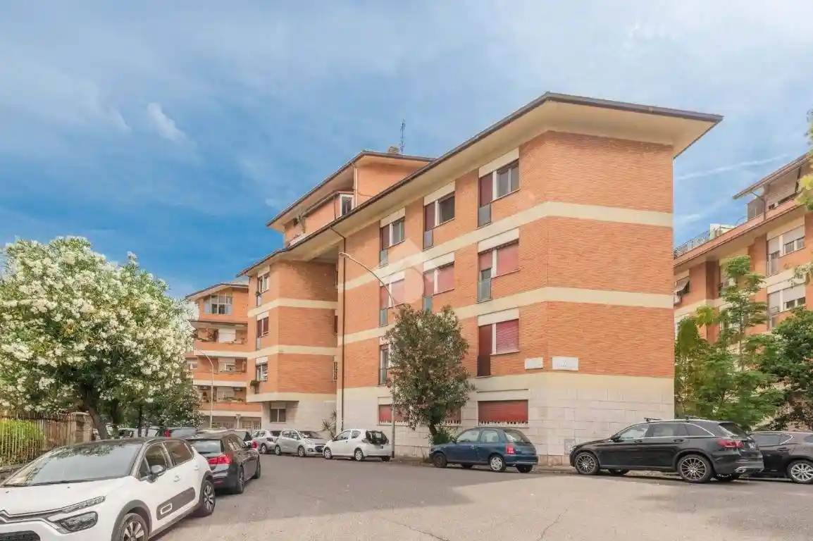 Appartamento in vendita a Roma