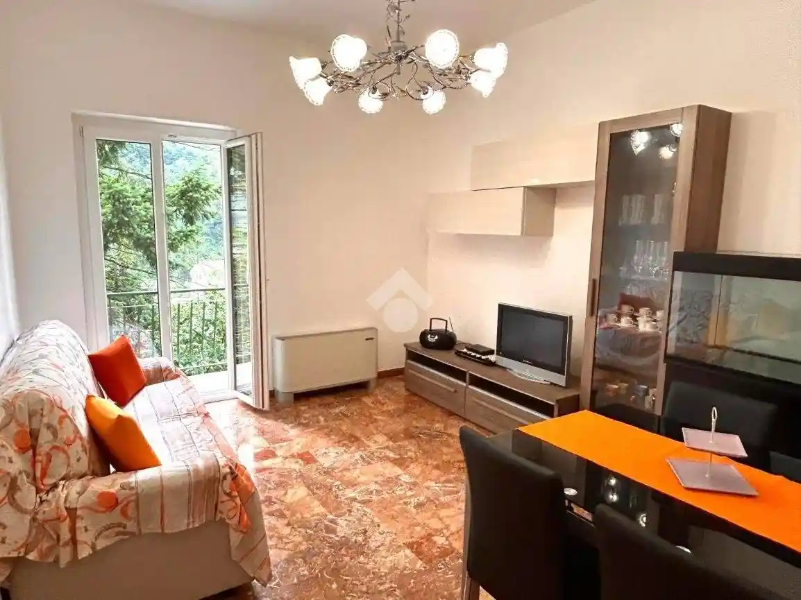 Villa in vendita a Serra Riccò