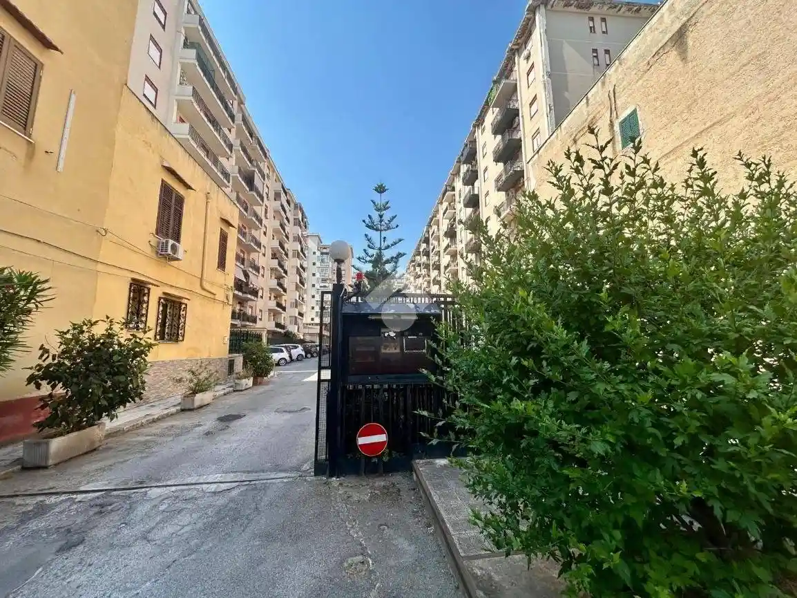 Appartamento in vendita a Palermo