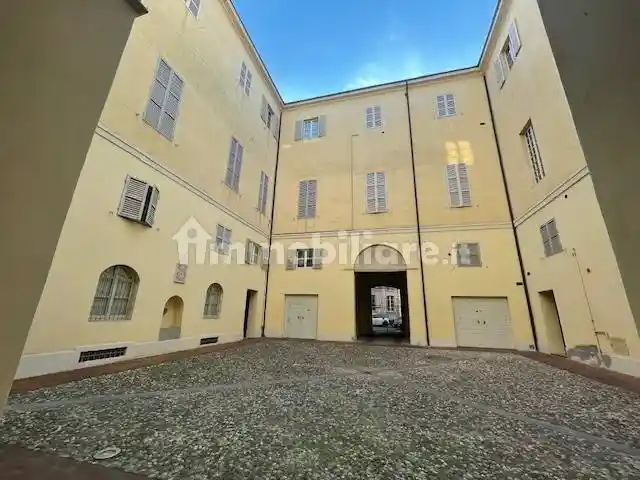 Appartamento in vendita a Parma