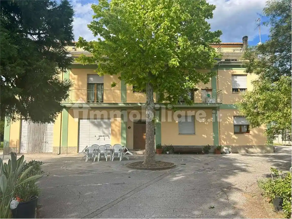 Appartamento in affitto a Jesi