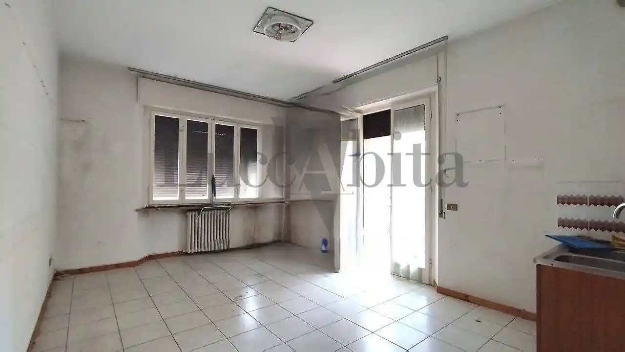 Appartamento in vendita a Lucca