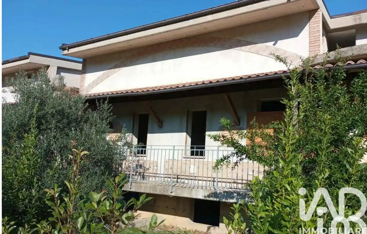 Villetta a schiera in vendita a Collecorvino
