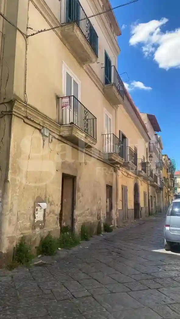 Palazzo - Edificio - foto 2