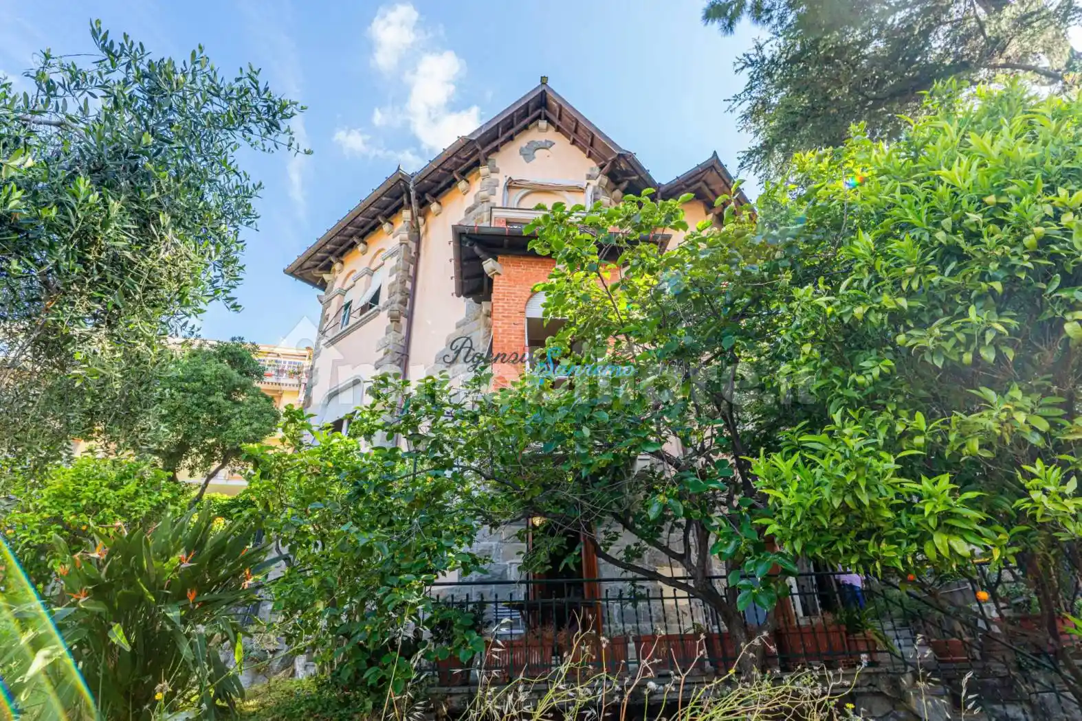 Villa in vendita a Sanremo