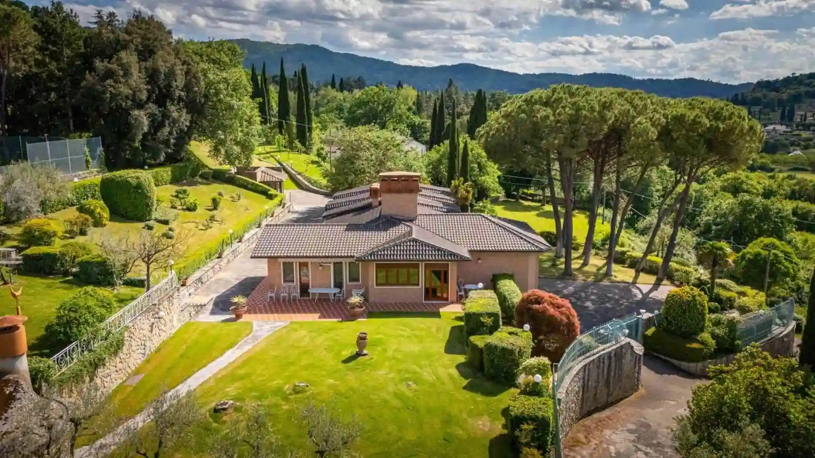 Villa - foto 2