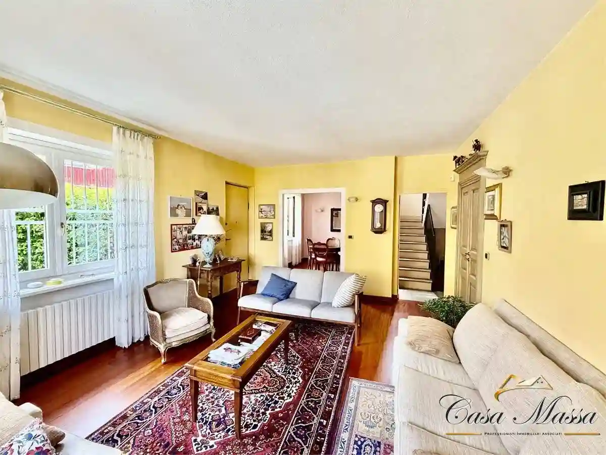 Villa - foto 2