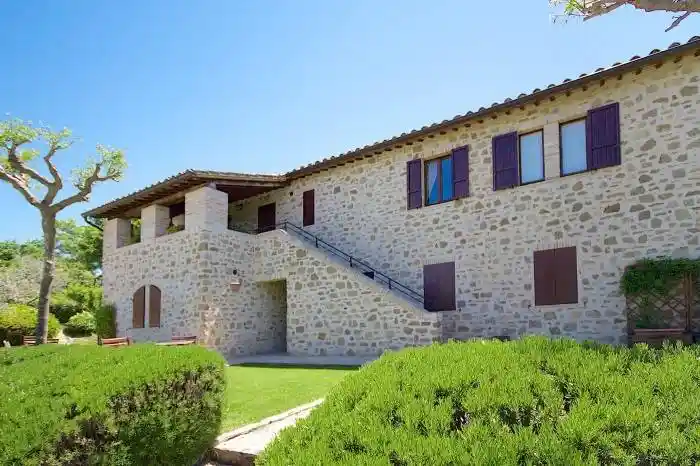 Palazzo - Edificio in vendita a Assisi